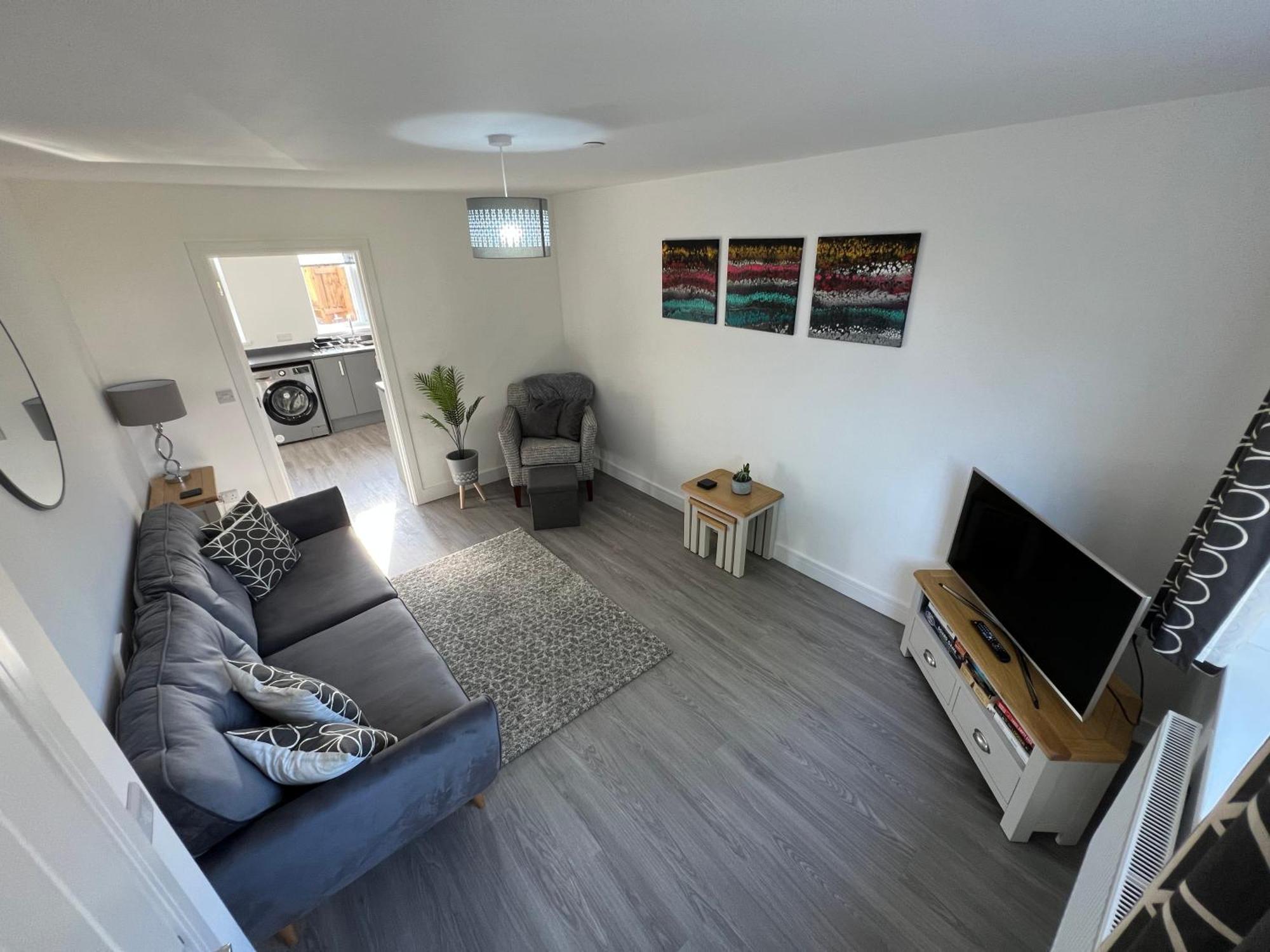 Modern, Two Double Bedroom House With Free Parking Chepstow Exteriér fotografie