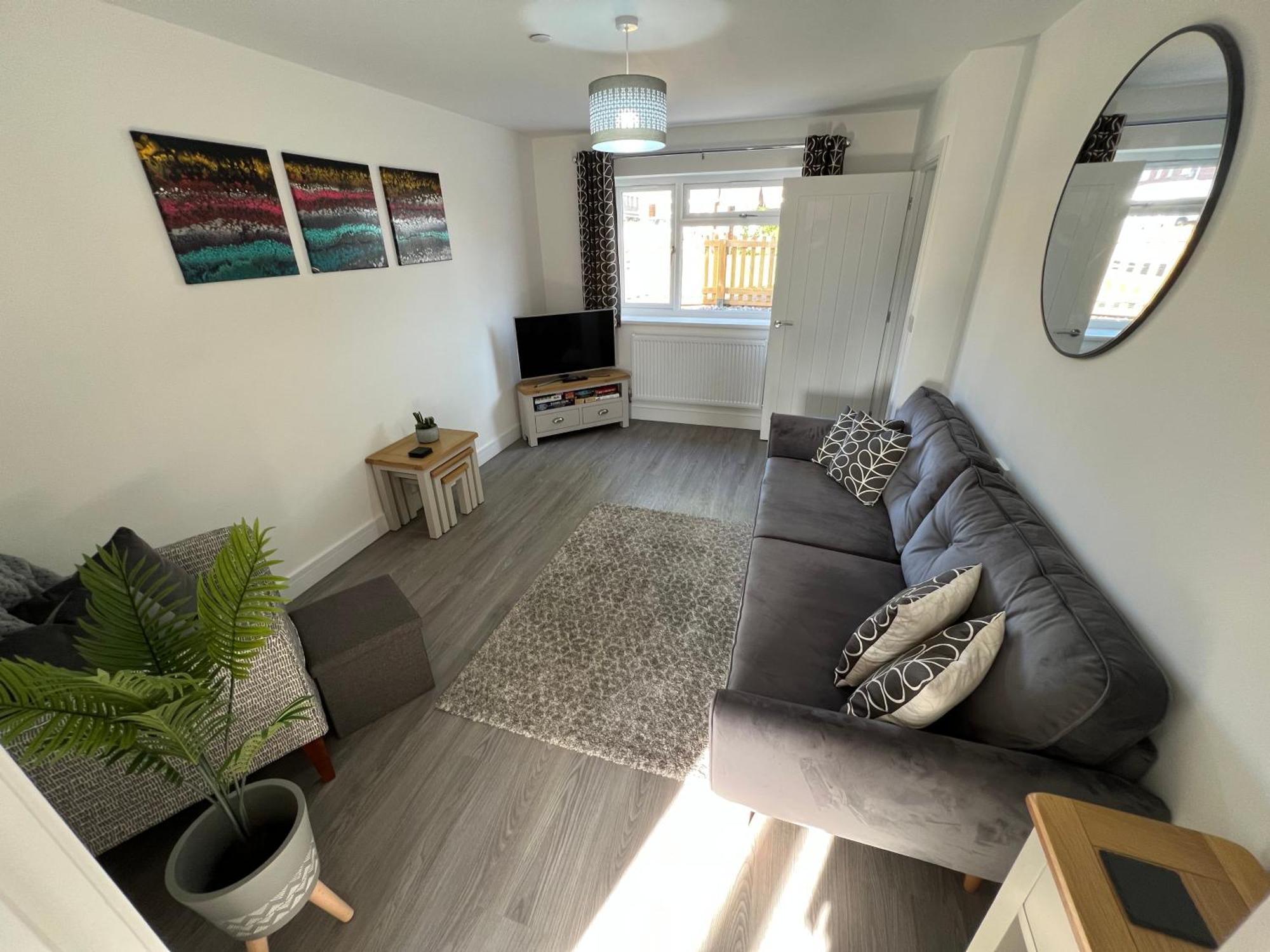 Modern, Two Double Bedroom House With Free Parking Chepstow Exteriér fotografie