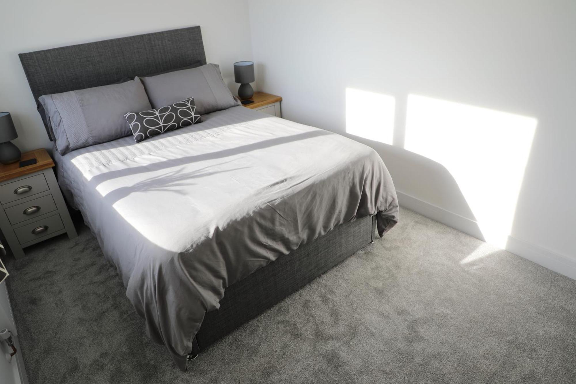 Modern, Two Double Bedroom House With Free Parking Chepstow Exteriér fotografie