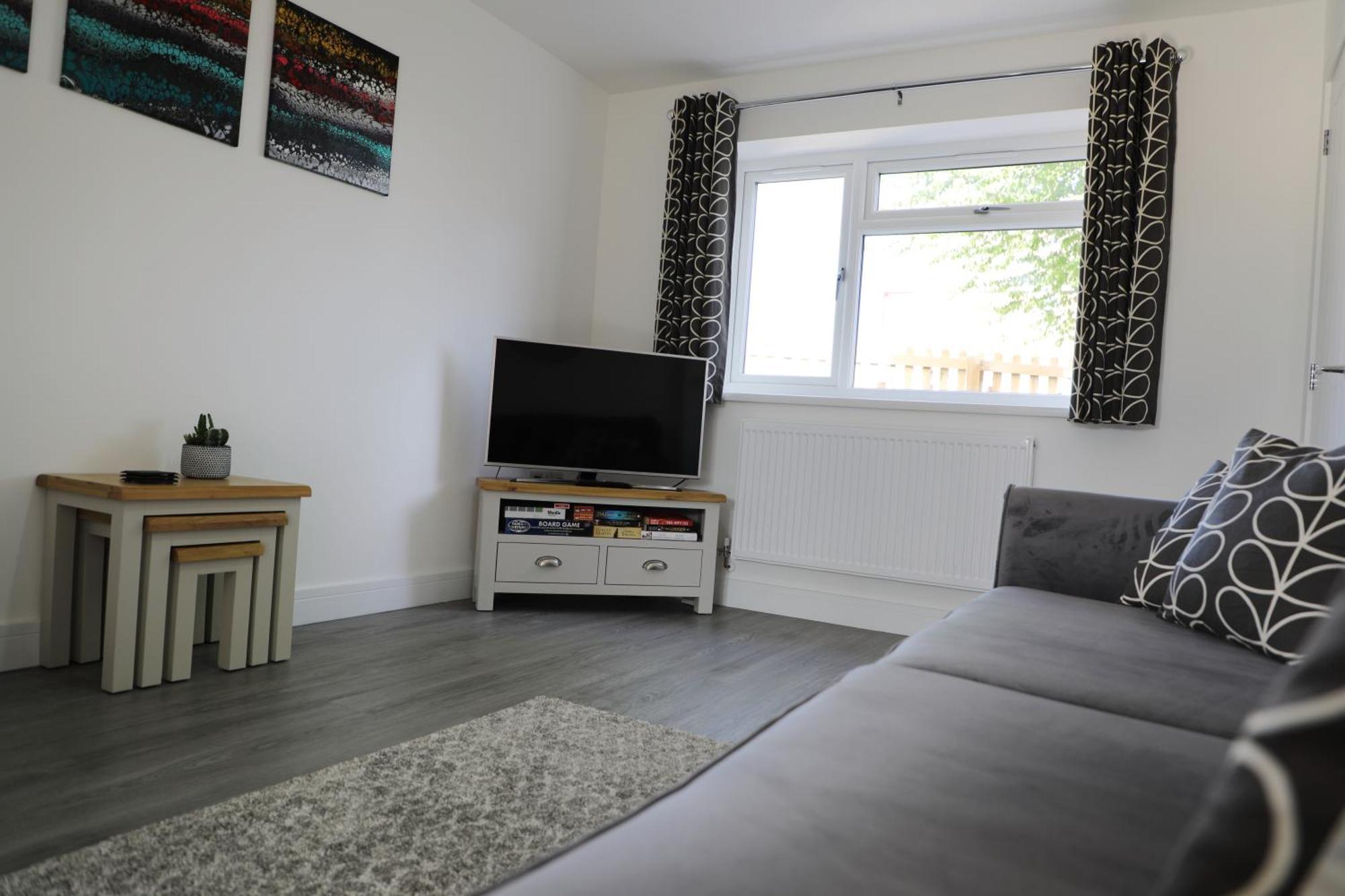 Modern, Two Double Bedroom House With Free Parking Chepstow Exteriér fotografie