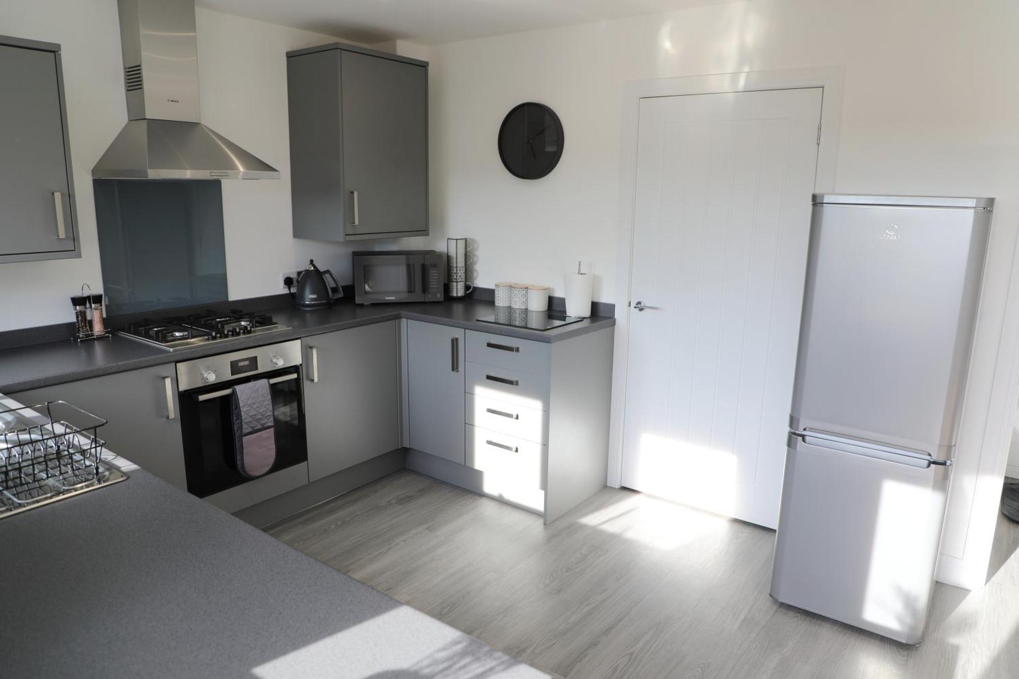 Modern, Two Double Bedroom House With Free Parking Chepstow Exteriér fotografie